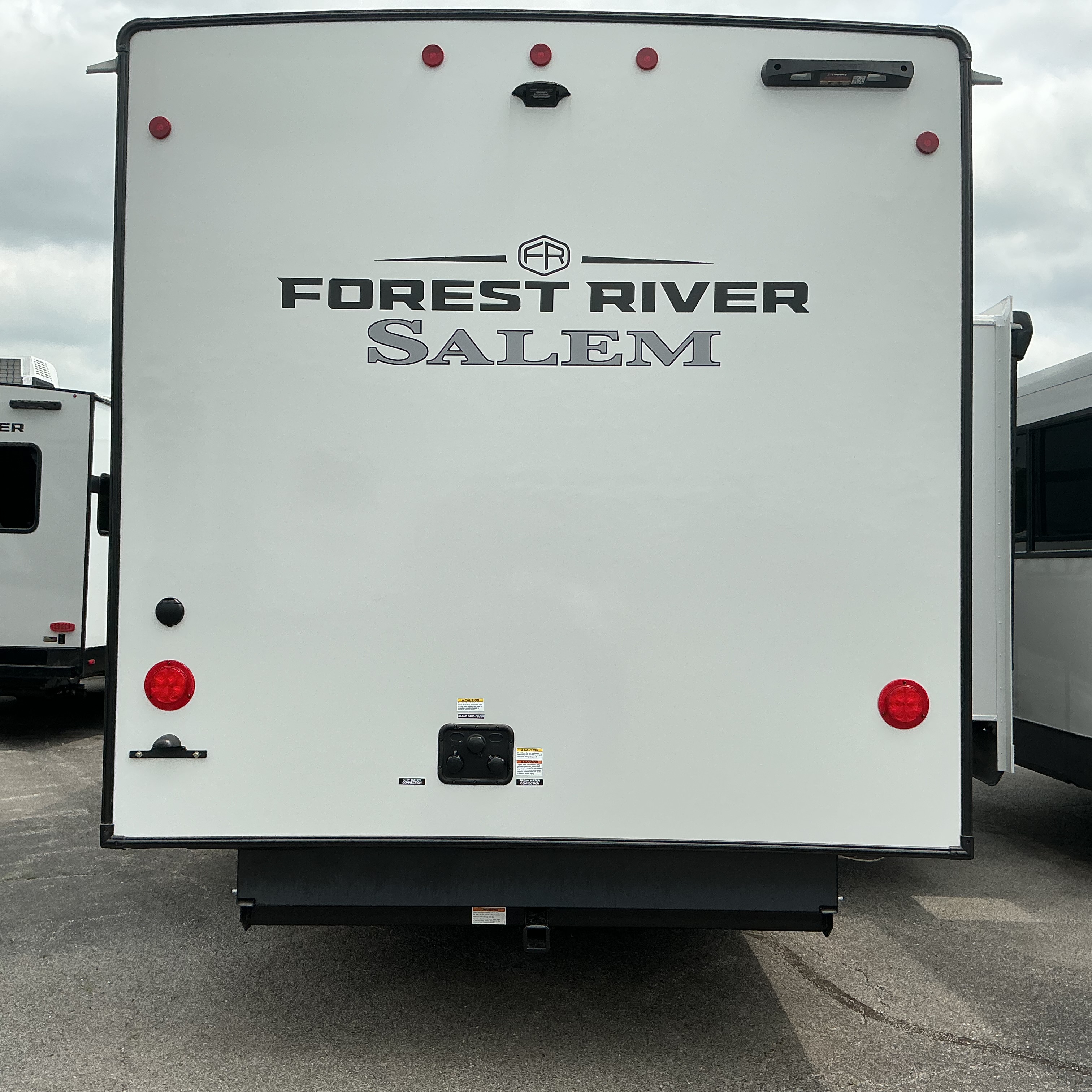 2026 FOREST RIVER 301FAM - Image 7