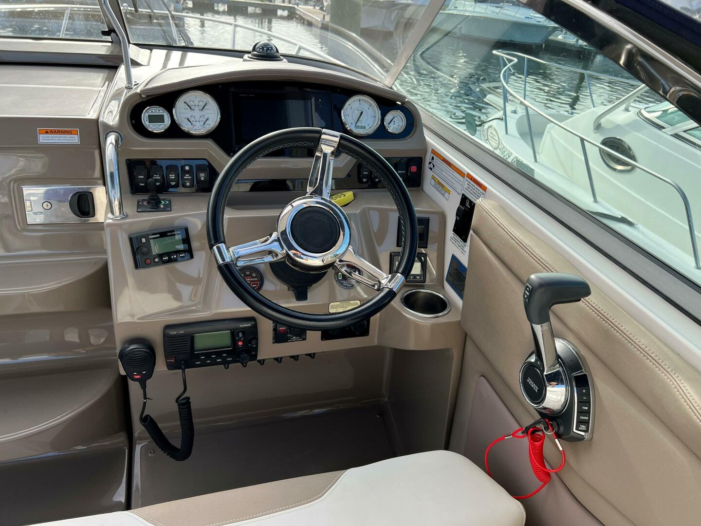 2017 Regal 28 Express - Image 13