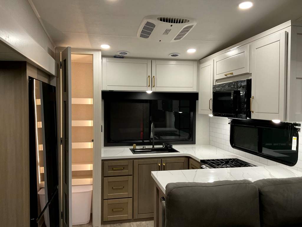 2026 JAYCO Eagle 365 UKTS - Image 13