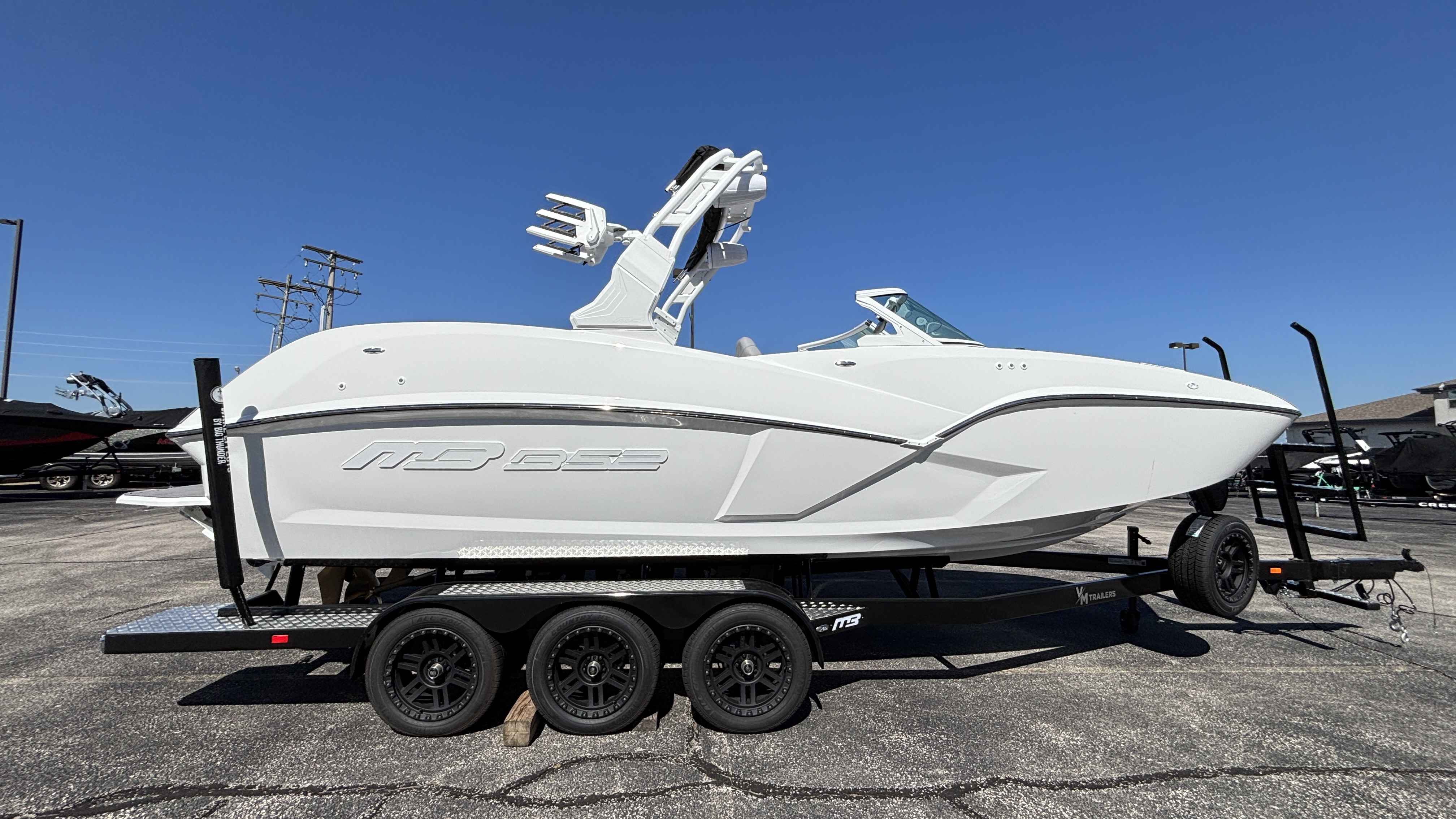 2025 MB Sports B52 25 Alpha - Image 4