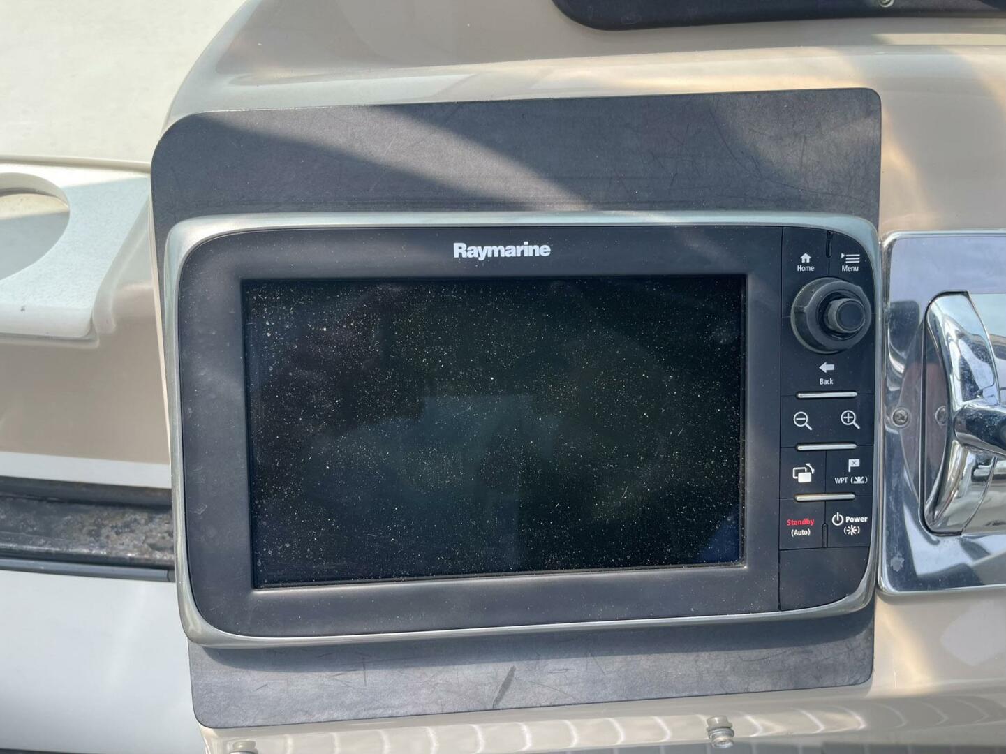 2006 Carver 36 Mariner - Image 10