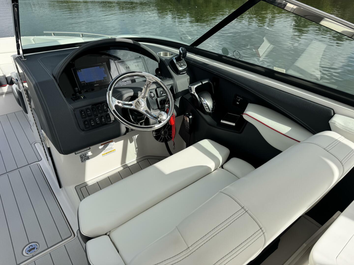 2023 Regal 29 OBX - Image 15