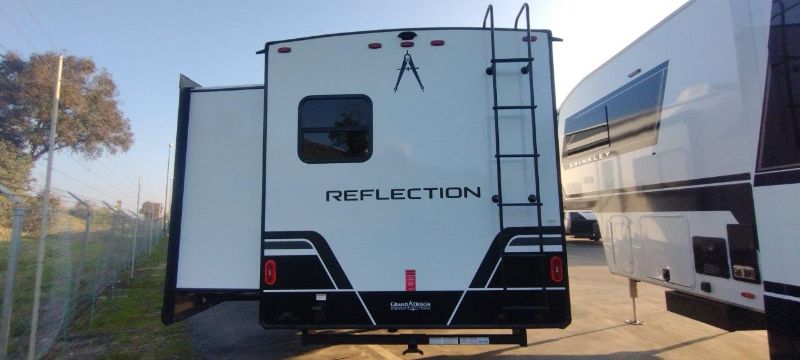 2026 Grand Design Reflection 100 Series 32BH - Image 2