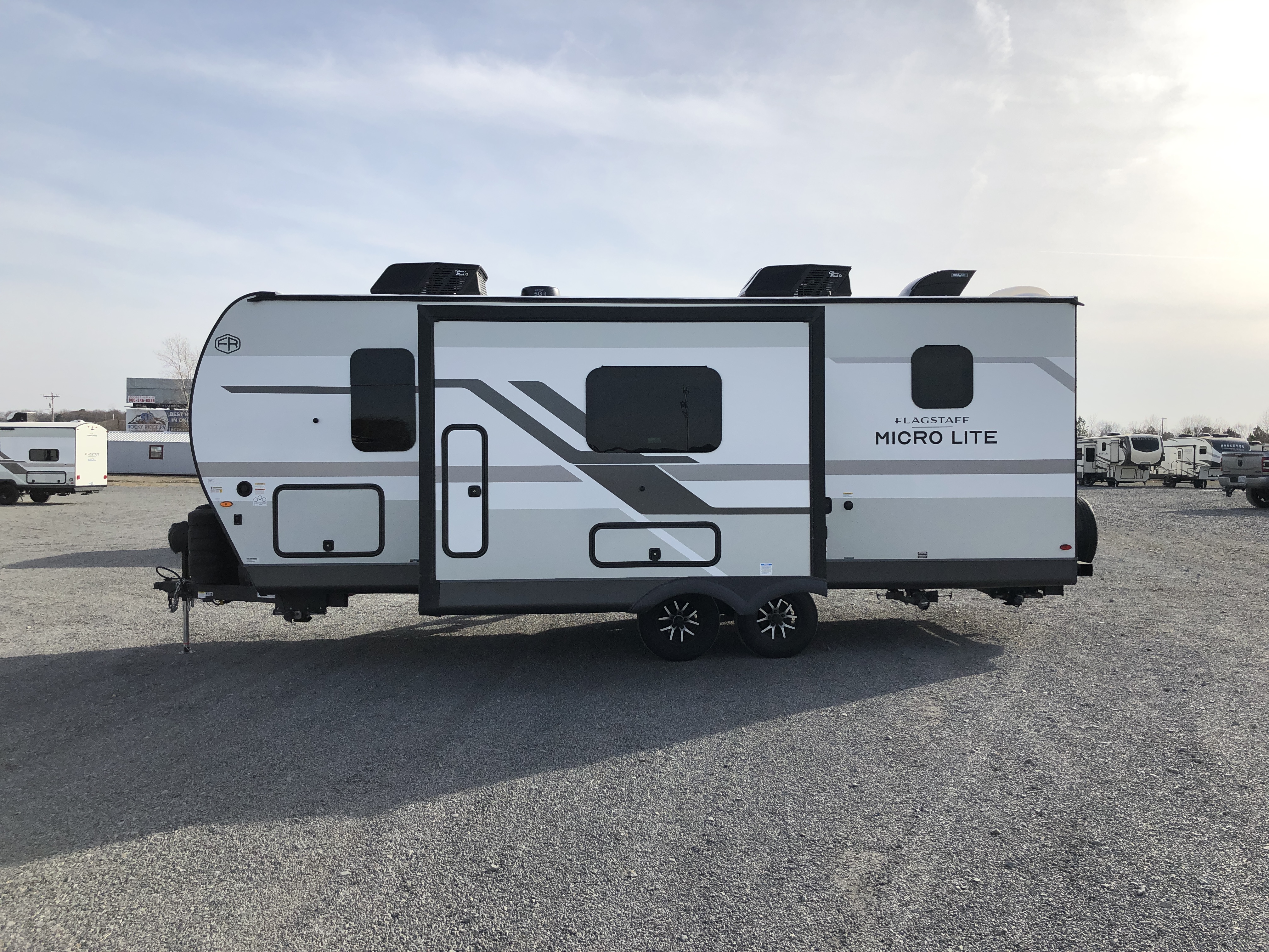 2026 Forest River Flagstaff Micro Lite 25BRDS - Image 4