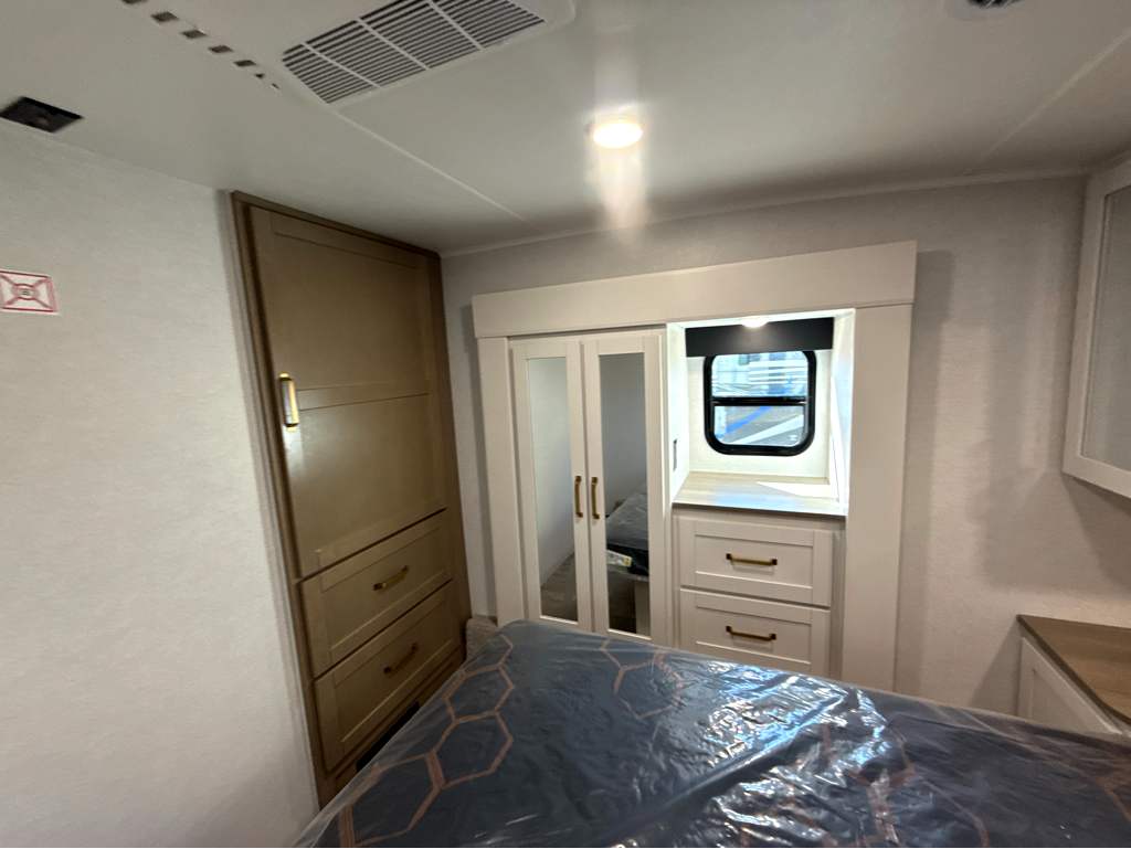 2027 JAYCO EAGLE SLE 24MLE - Image 24