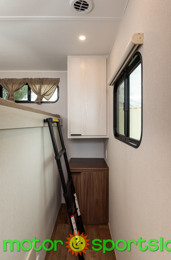 2027 Winnebago Access 28GP - Image 29
