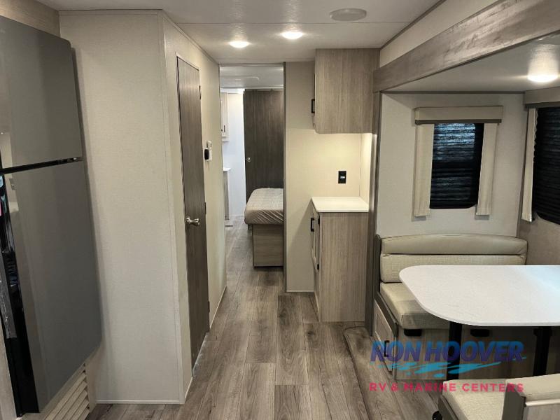 2026 COACHMEN CATALINA 333DBDSCKLE - Image 10