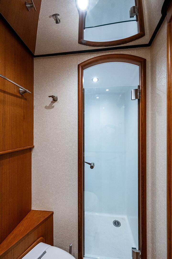 2017 F&S Cusotm Express Sportfish - Image 58