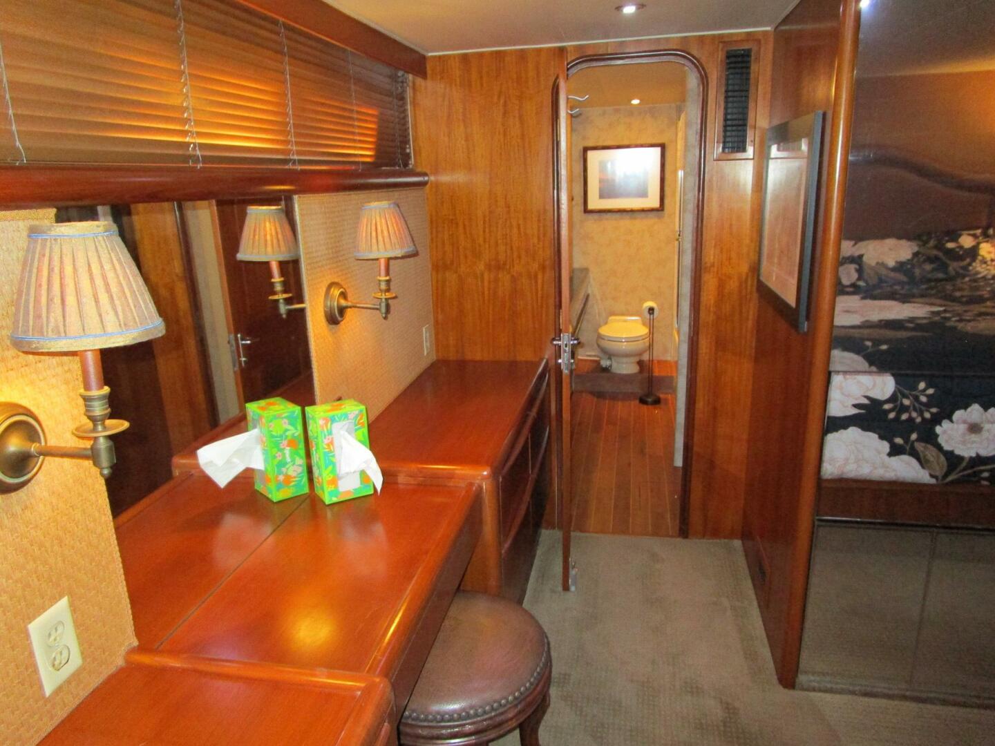1990 Viking Cockpit Motor Yacht - Image 23