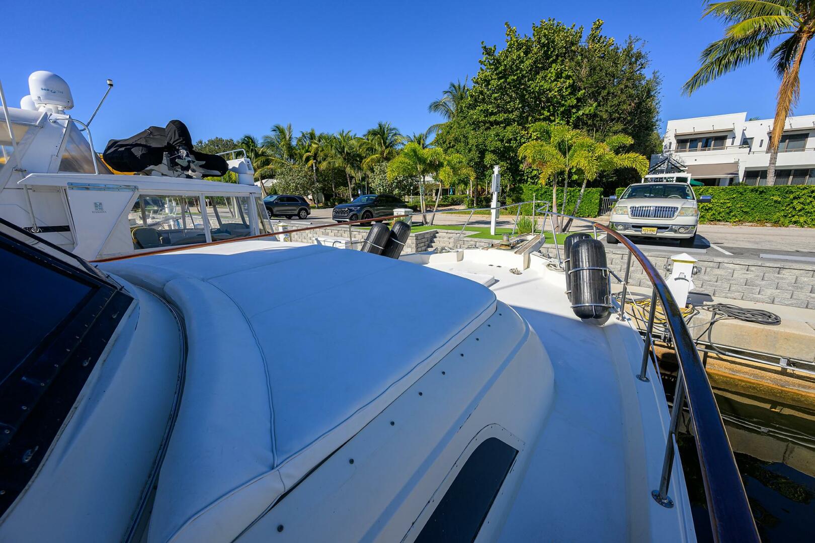 2003 Jupiter 31 Cuddy - Image 139