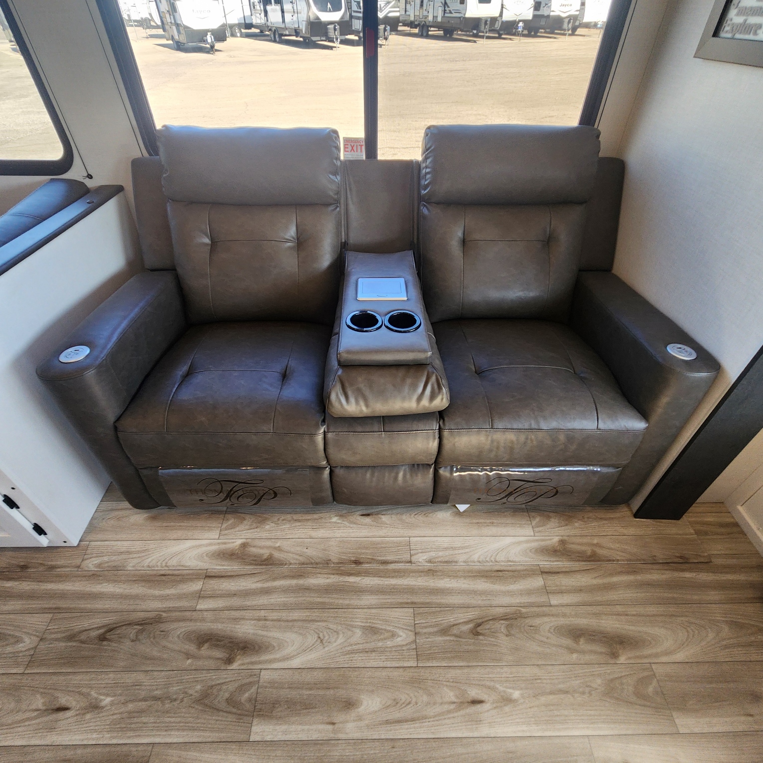 2026 VENTURE RV SIENNA 293VIK - Image 16