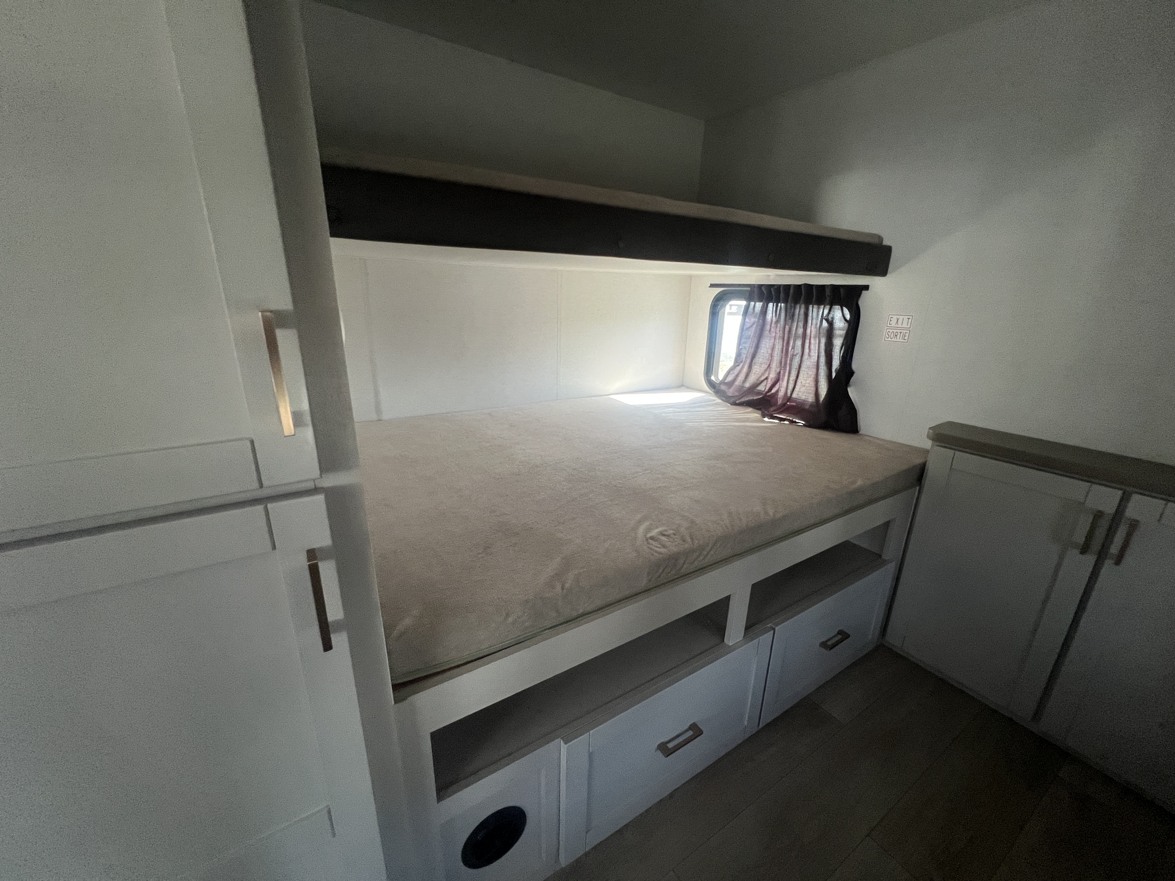 2027 Jayco Jay Flight SLX 333BTS - Image 24