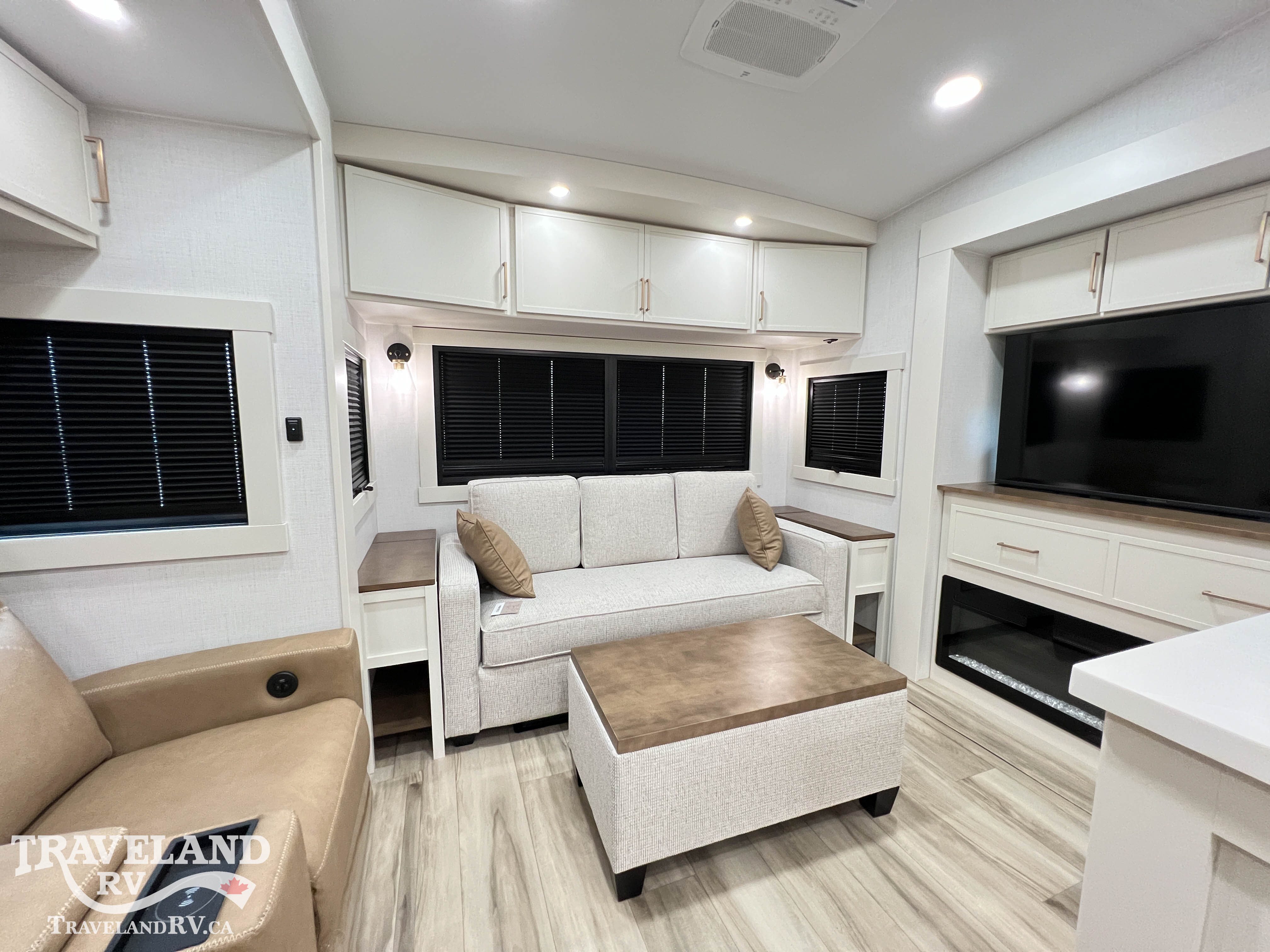 2027 Brinkley RV Model Z 2900 - Image 14