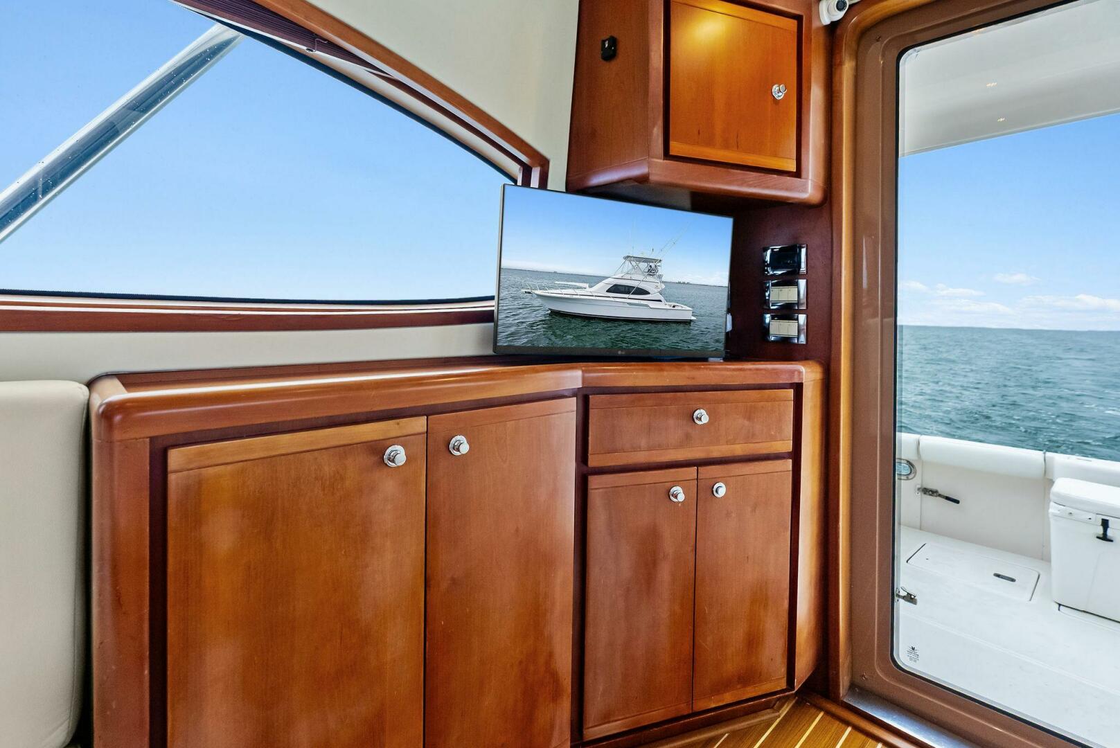 2006 BERTRAM Convertible Base - Image 31