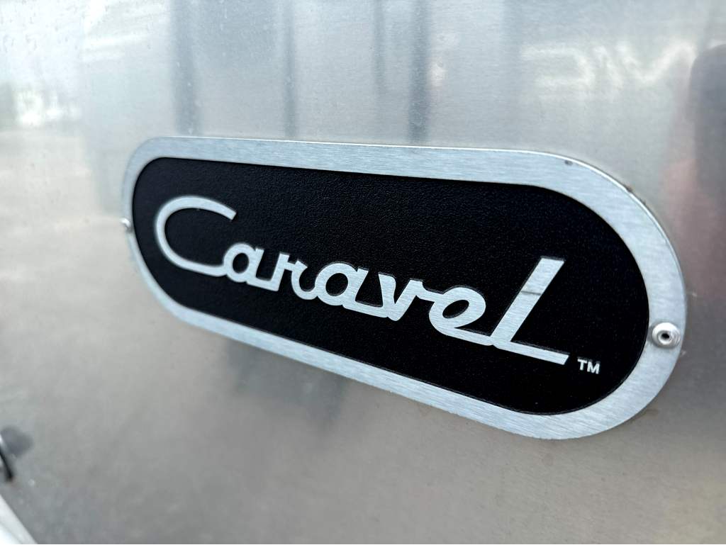 2022 AIRSTREAM CARAVEL 19CB - Image 7