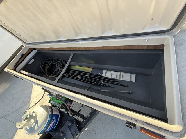 2017 Forest River Rockwood Premier 2514G - Image 5