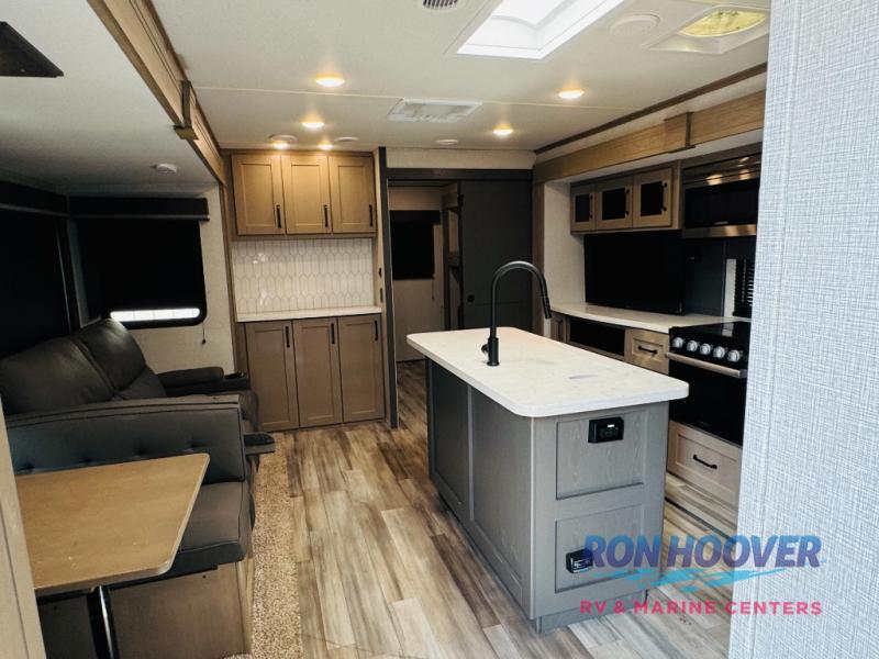 2023 GRAND DESIGN 312BHTS - Image 3