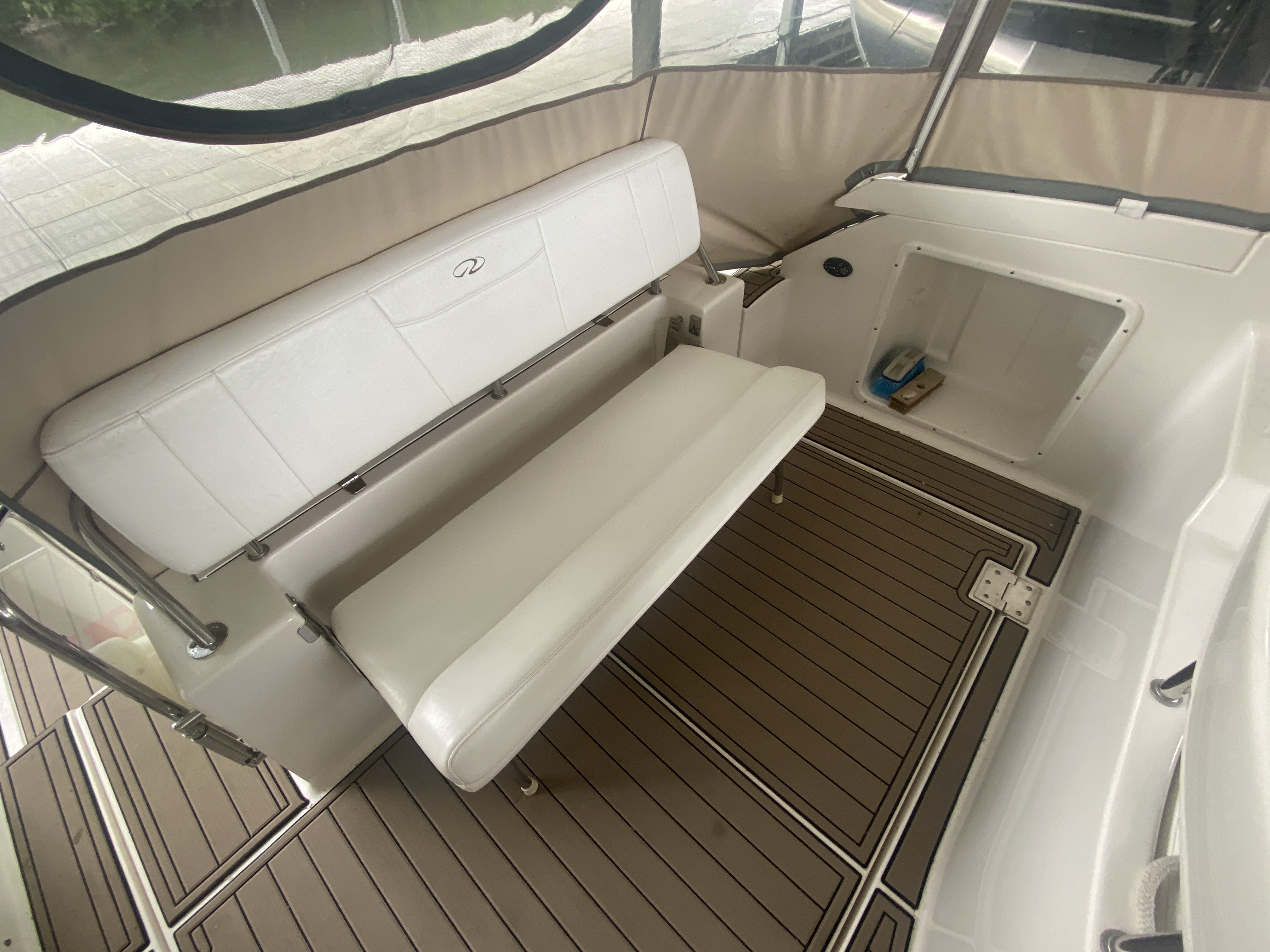 2008 Regal 3360 Window Express - Image 13