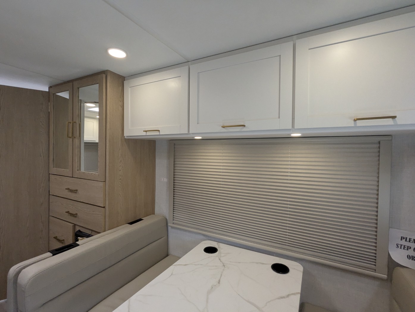 2027 Thor Motor Coach Four Winds 21Z - Image 19
