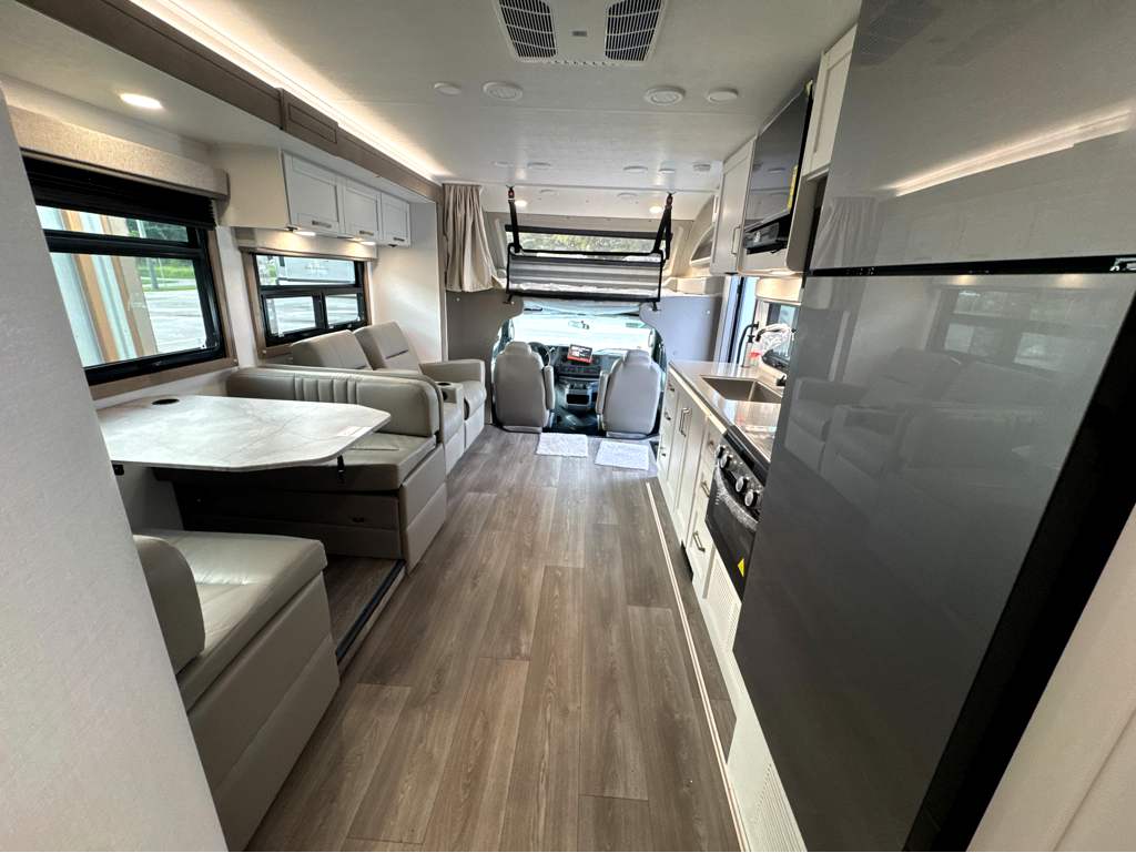 2027 ENTEGRA COACH ODYSSEY 29V - Image 25