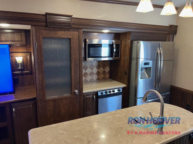 2016 FOREST RIVER 3875FB - Image 14