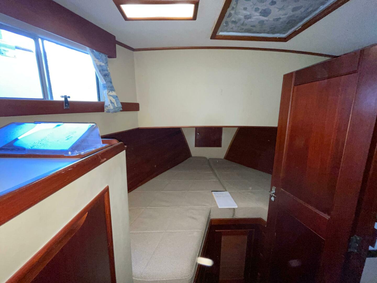 1990 Grand Banks 42 Classic - Image 19