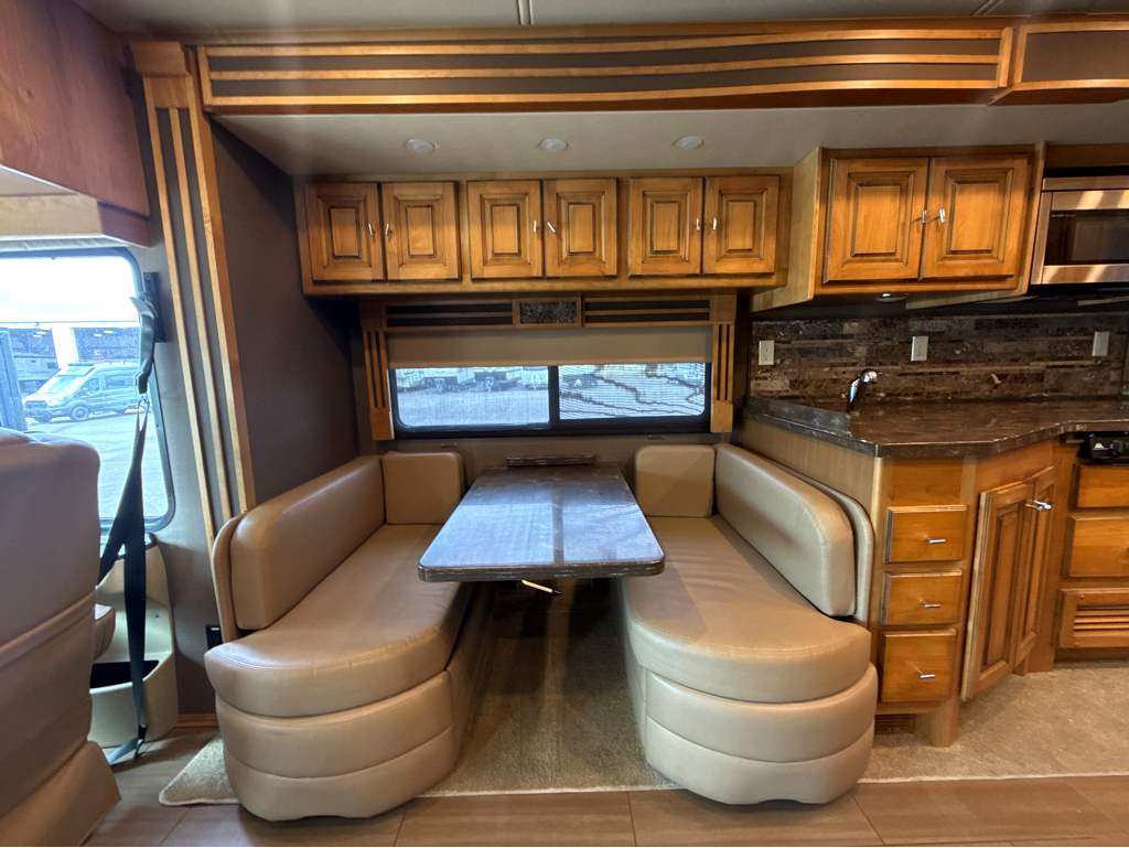 2018 TIFFIN ALLEGRO RED 33AA - Image 17