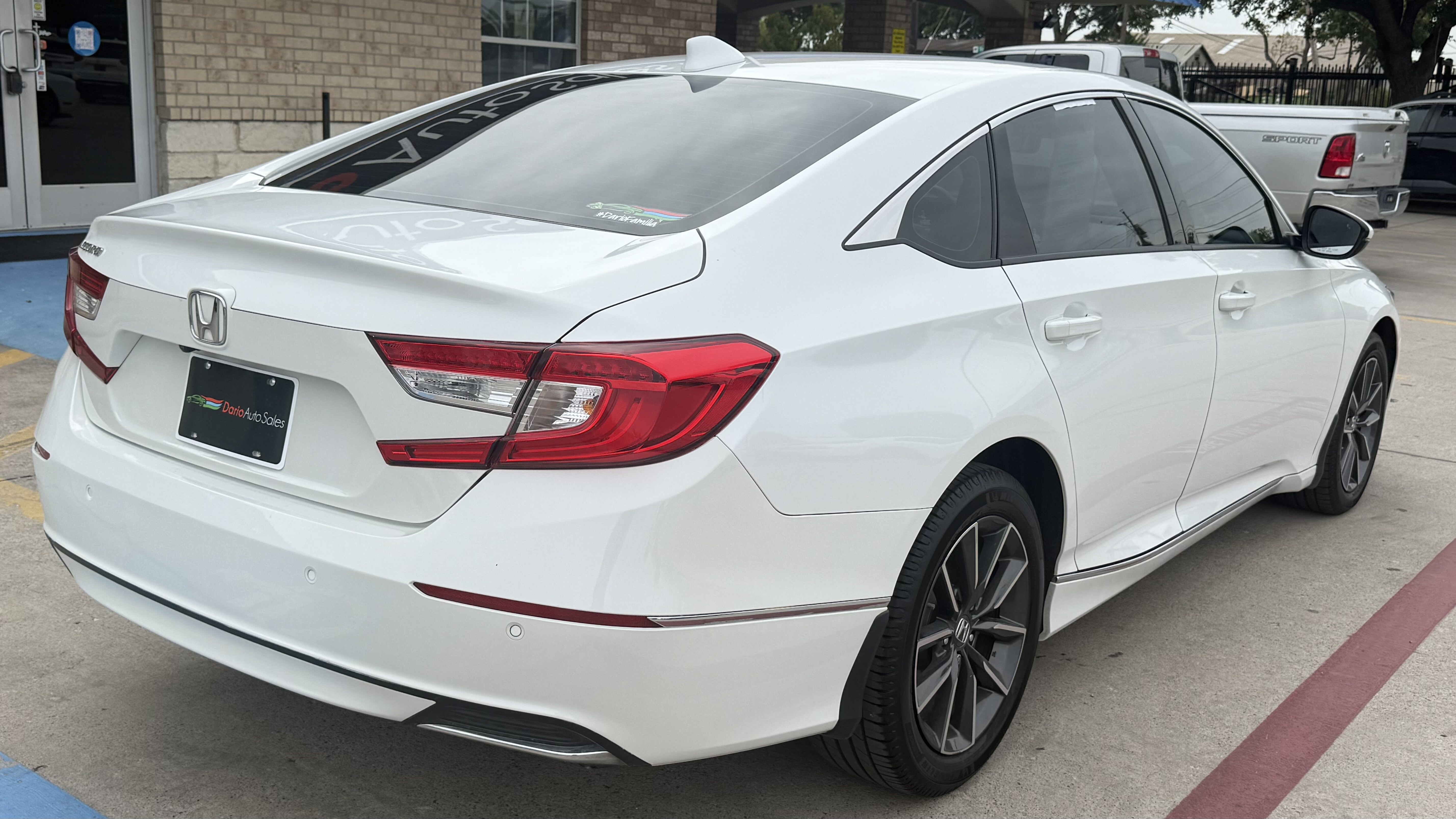 2022 Honda Accord Sedan 4D EX-L - Image 16