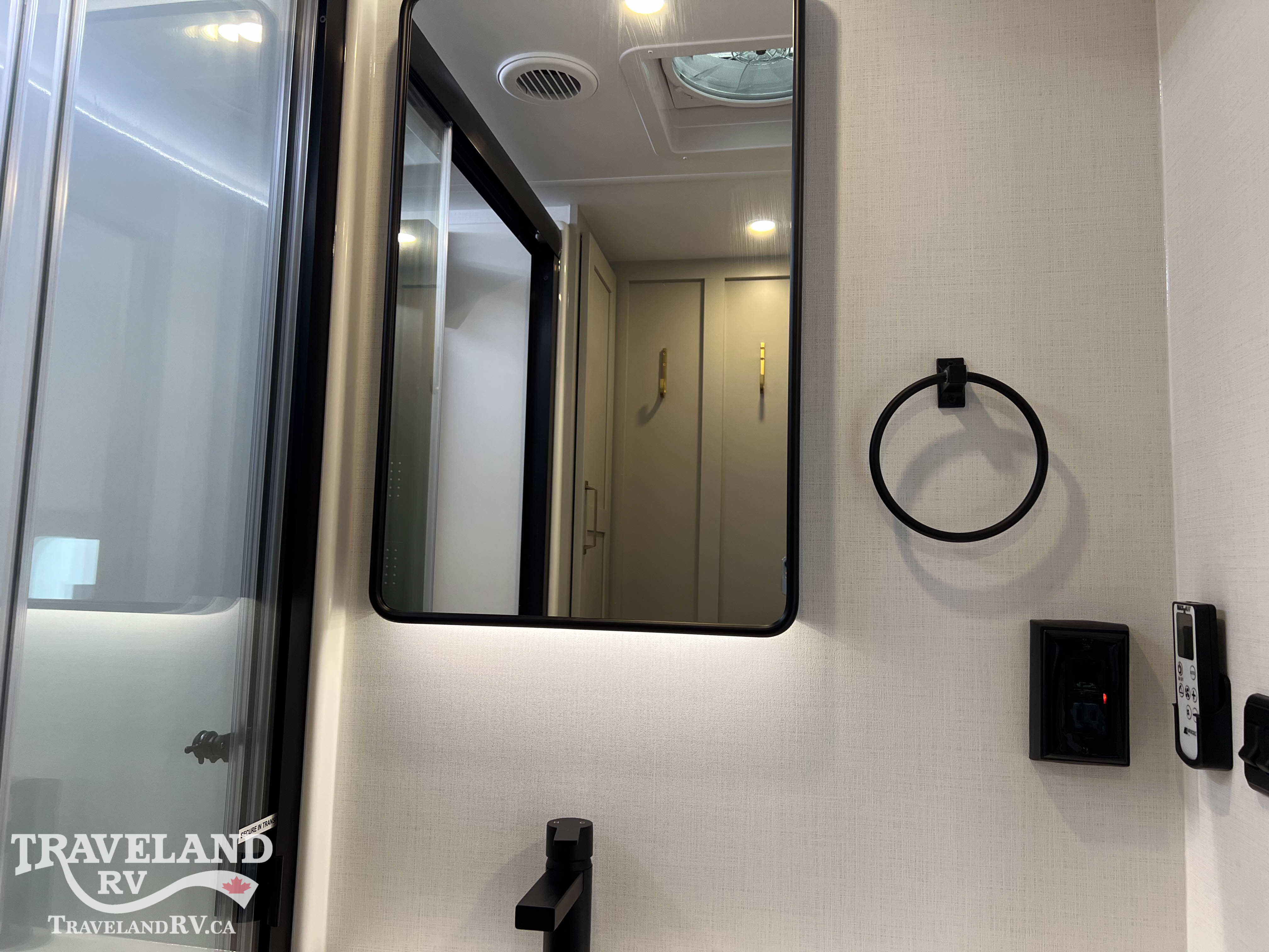 2026 Brinkley RV Model Z 3515 - Image 35