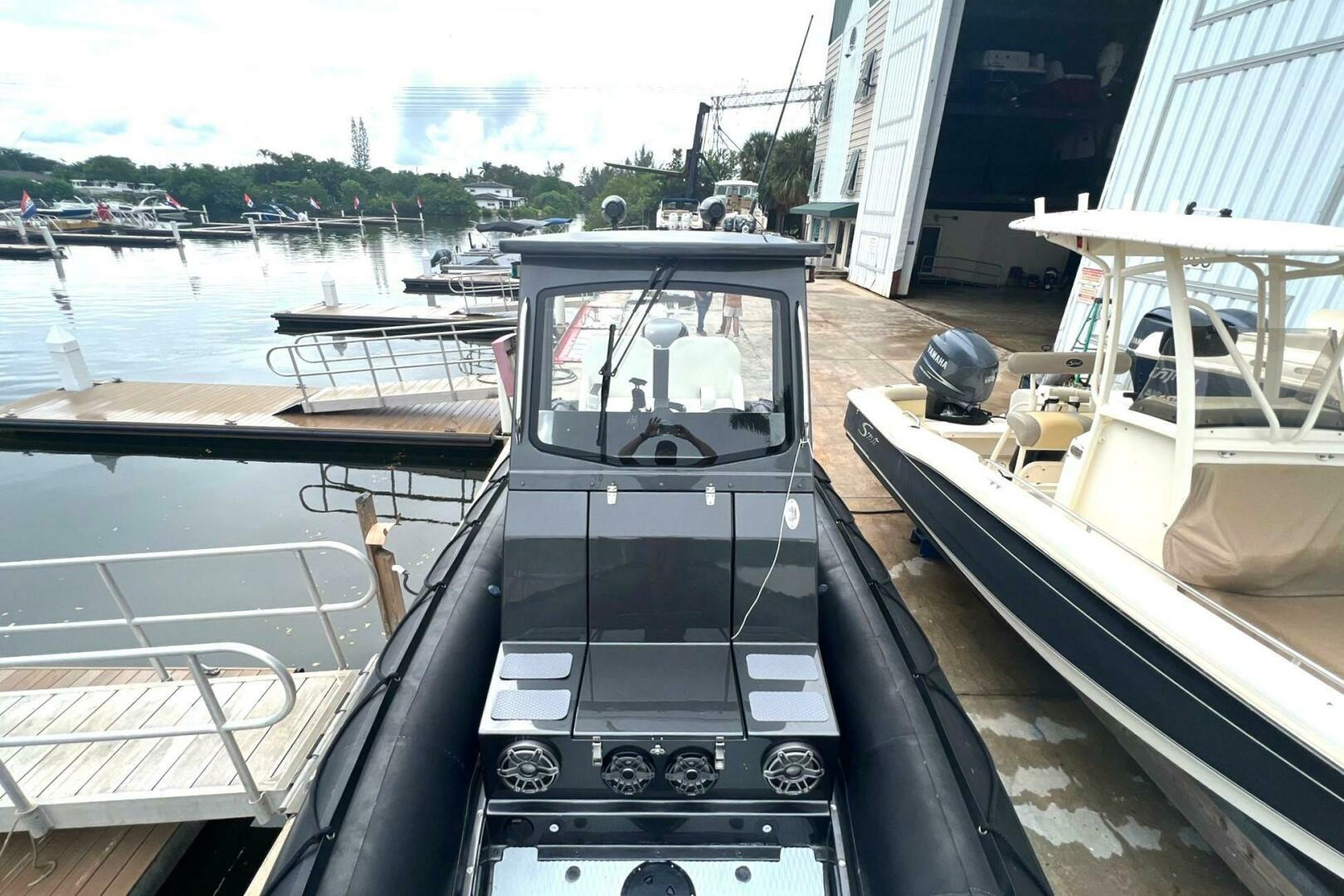 2014 Zodiac Milpro Hurricane Custom - Image 5