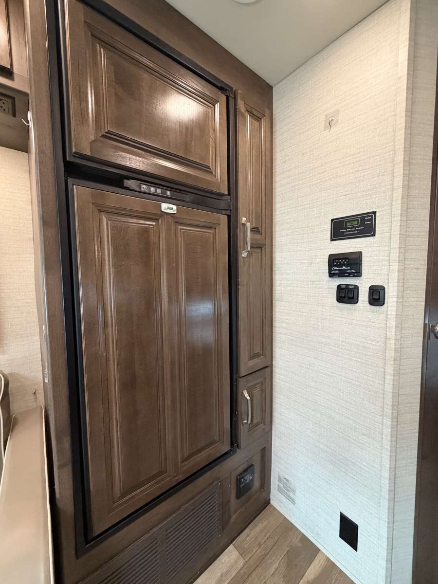 2019 Jayco Greyhawk 31F - Image 22
