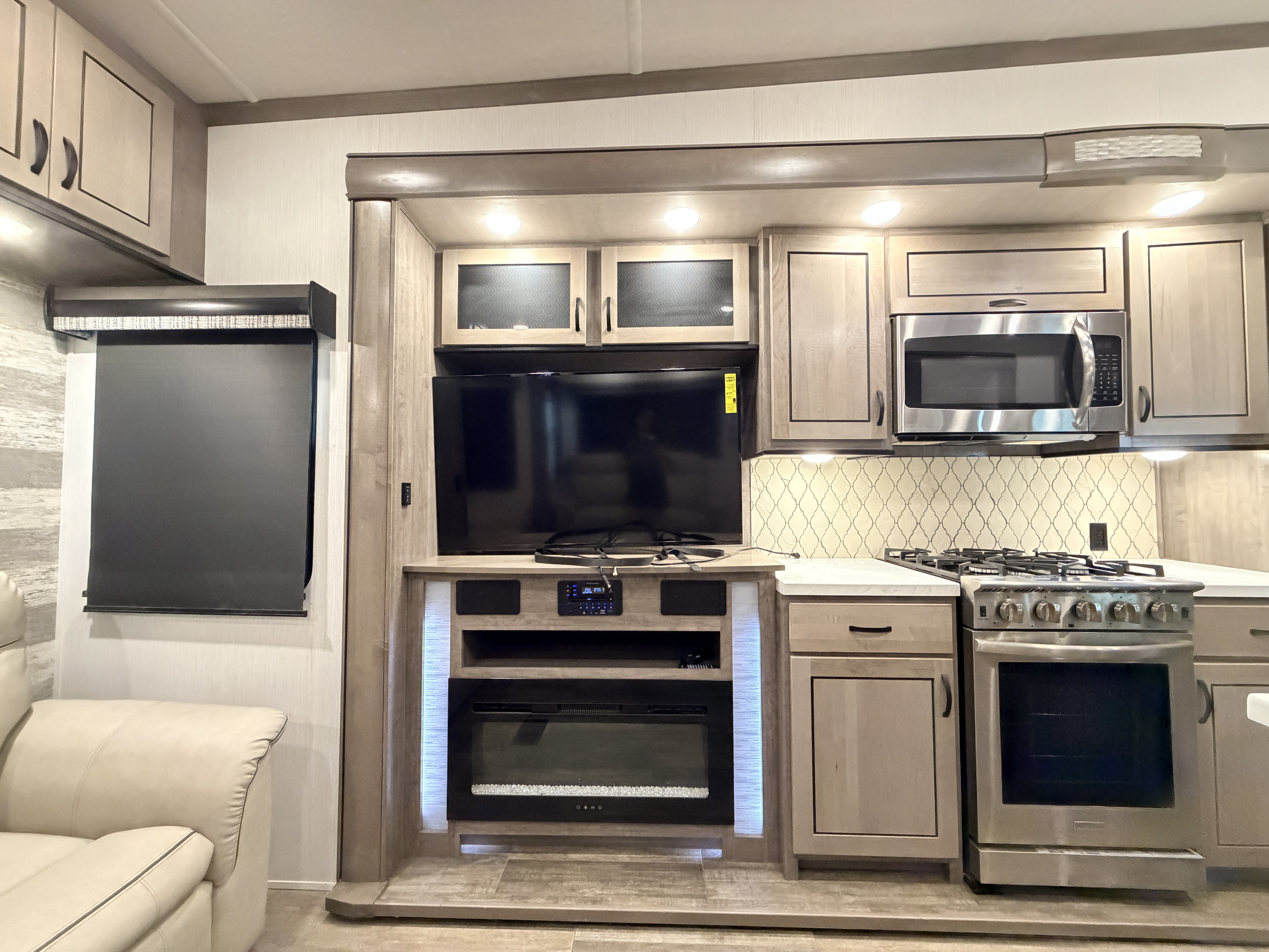 2021 Forest River Cedar Creek 360RL - Image 17
