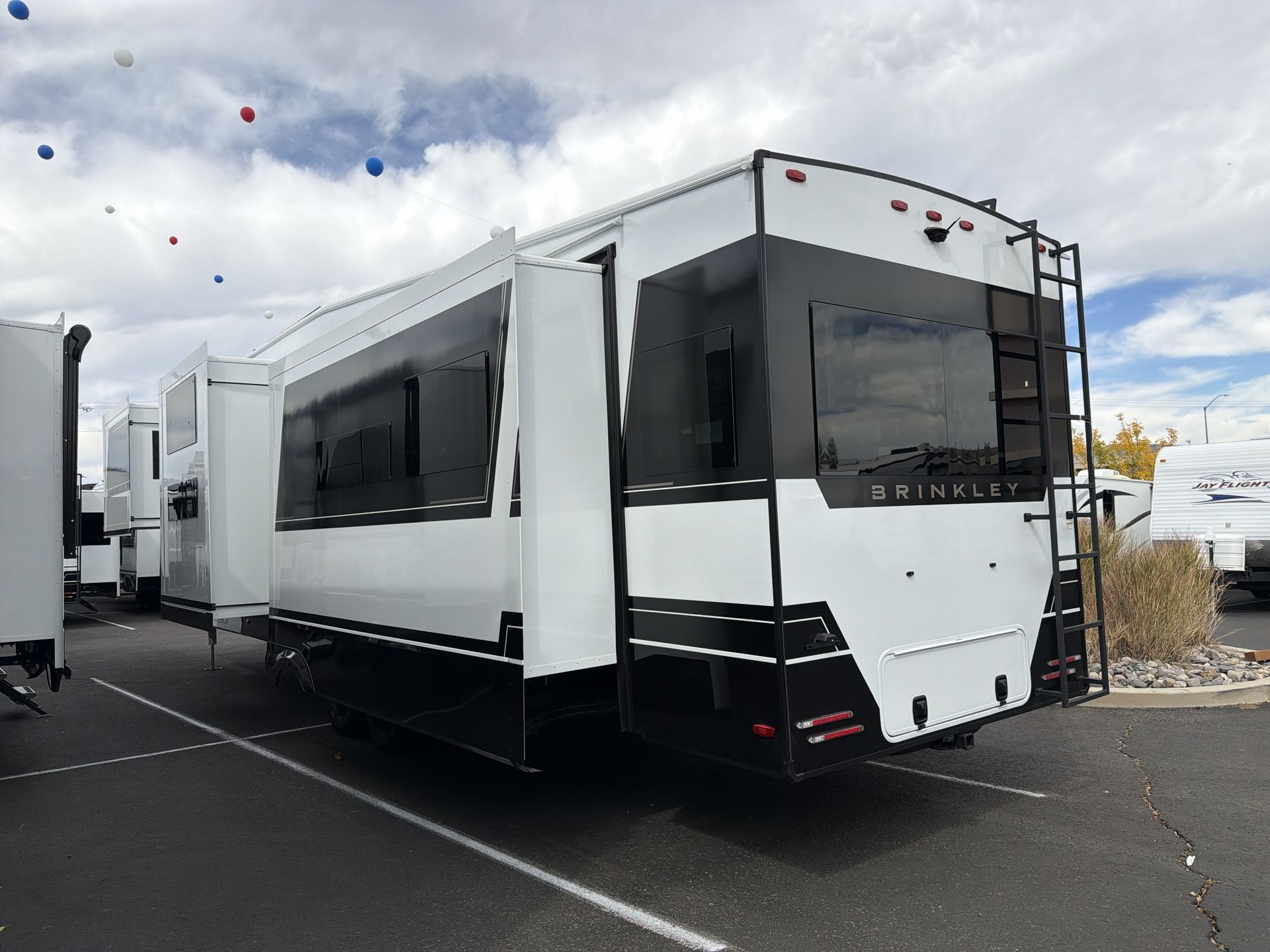 2027 Brinkley RV Model Z 3610 - Image 5