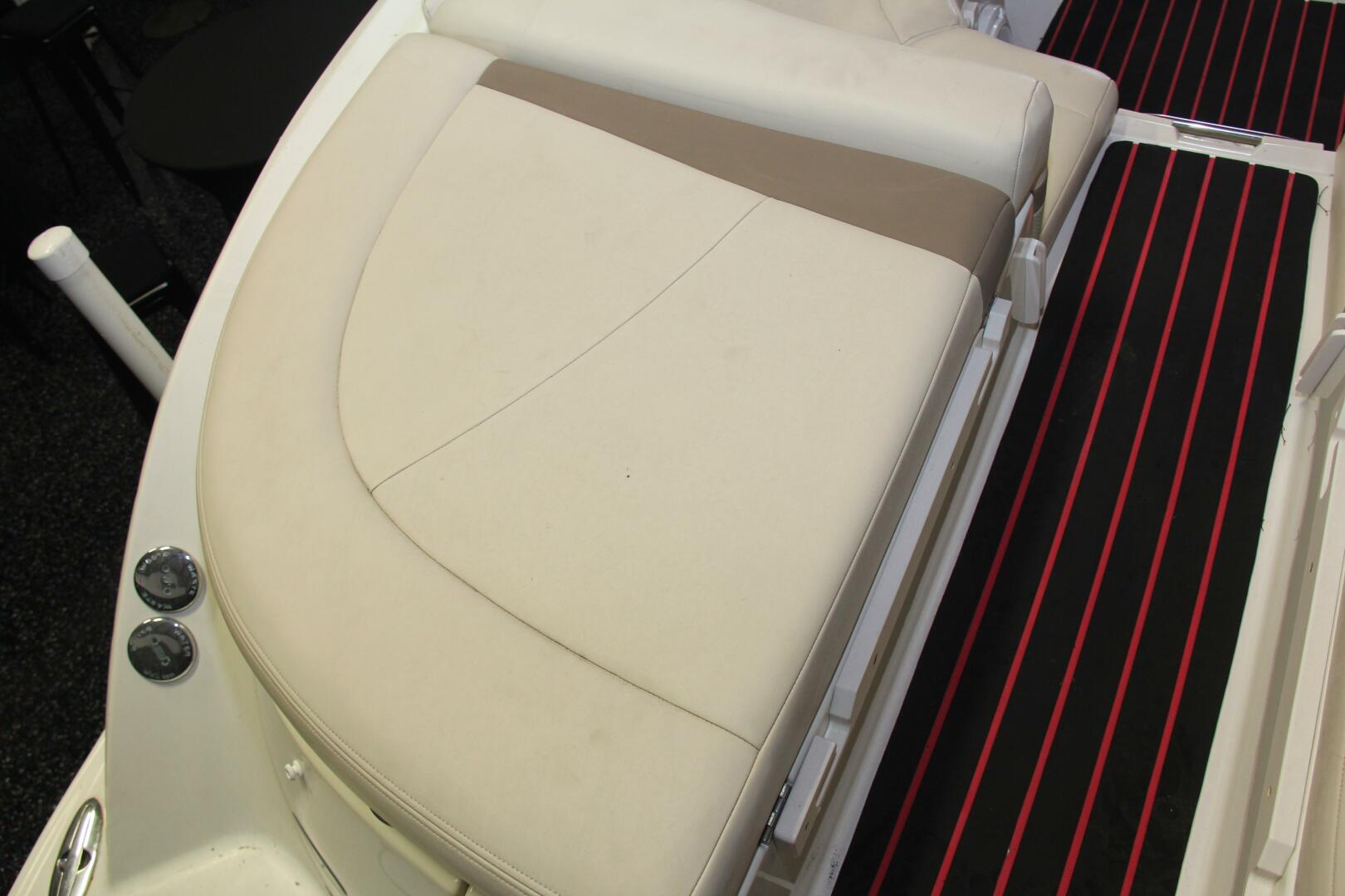 2006 Chaparral 256 SSi Base - Image 95