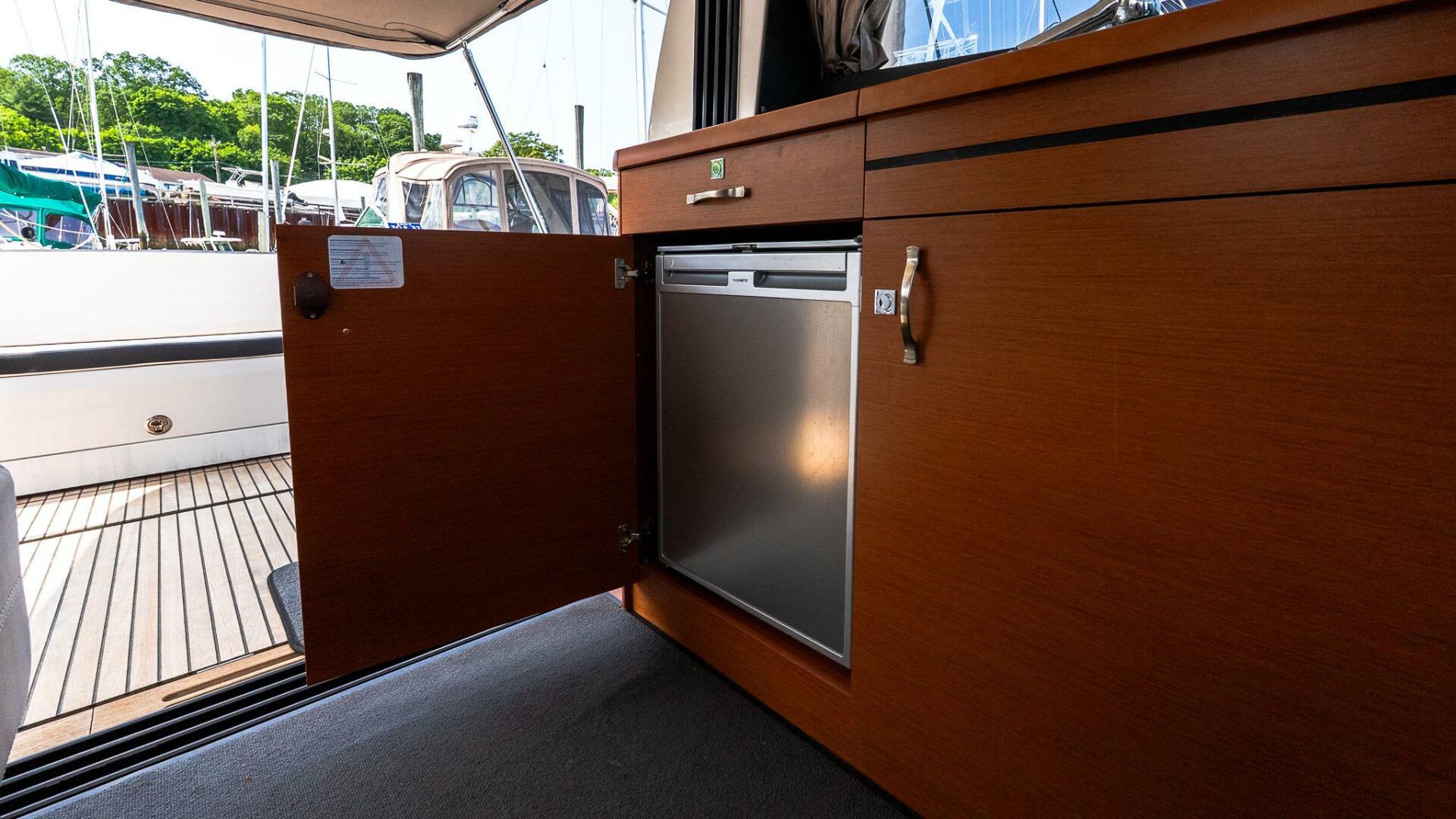 2018 Jeanneau NC 11 - Image 32