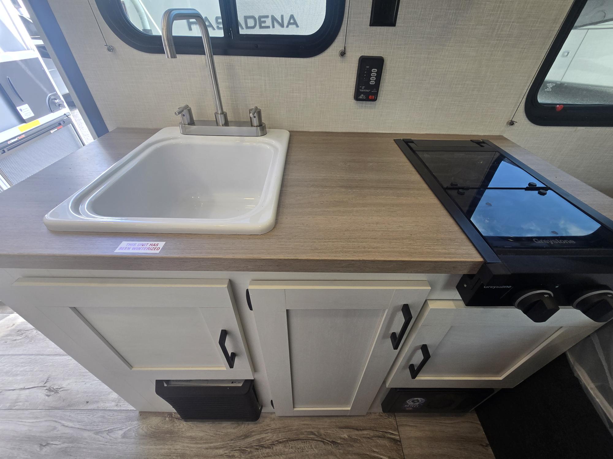 2026 VENTURE RV SIENNA 140VFD - Image 10