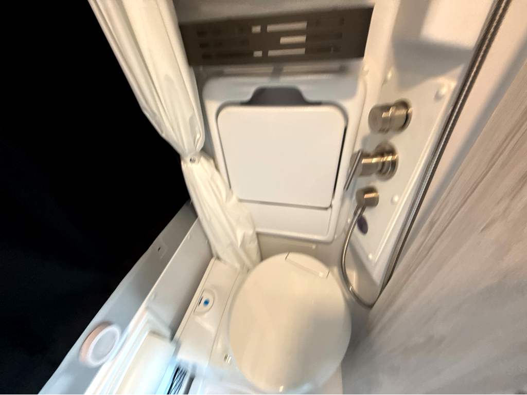 2026 JAYCO COMET 18C - Image 26