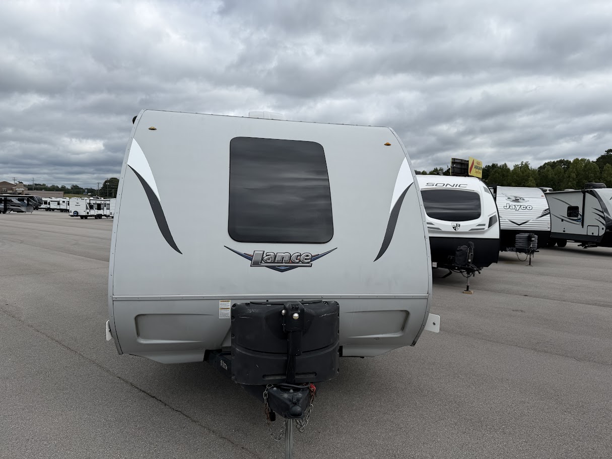 2016 Lance LANCE 2295 - Image 2