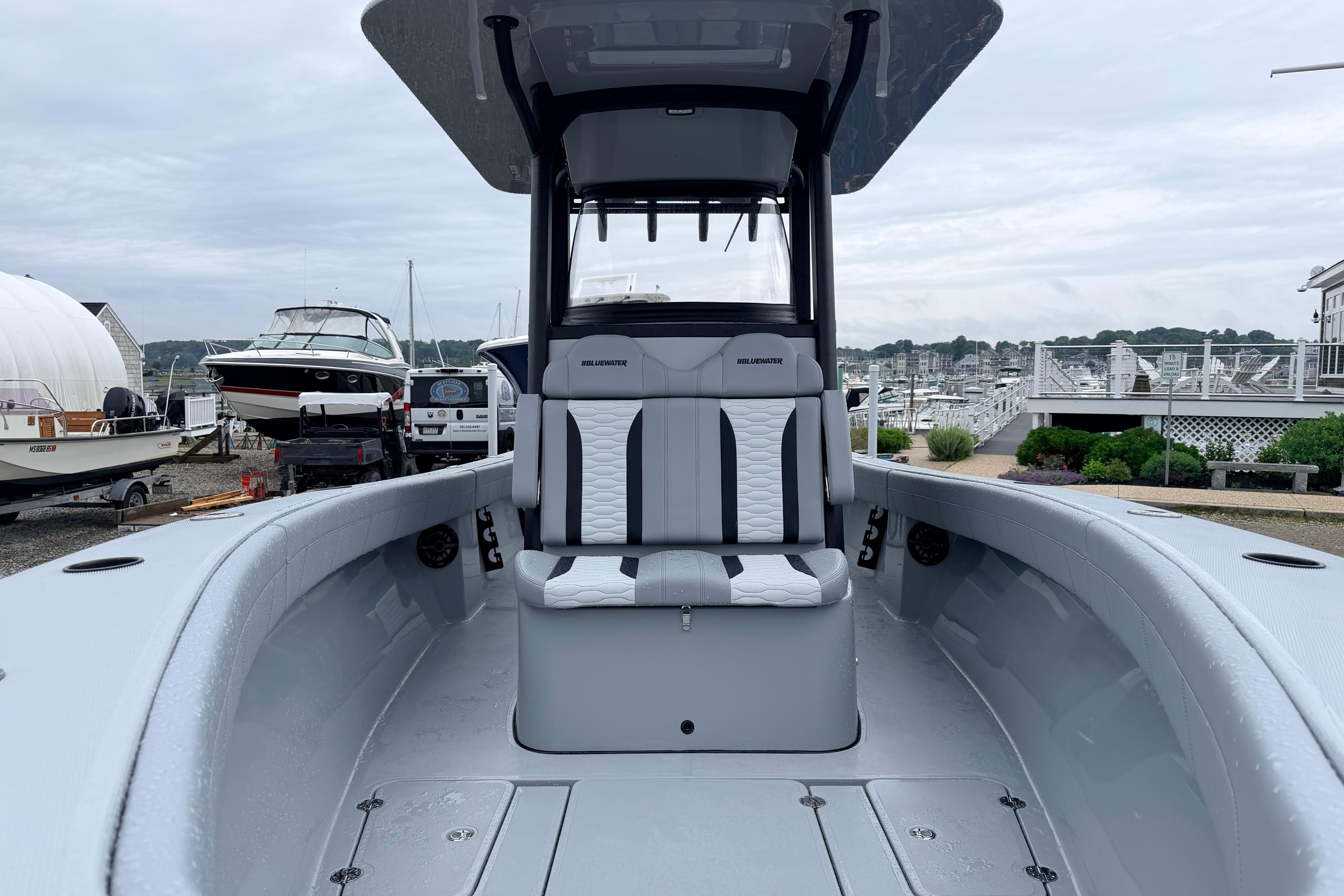 2026 Bluewater Sportfishing 25T - Image 13