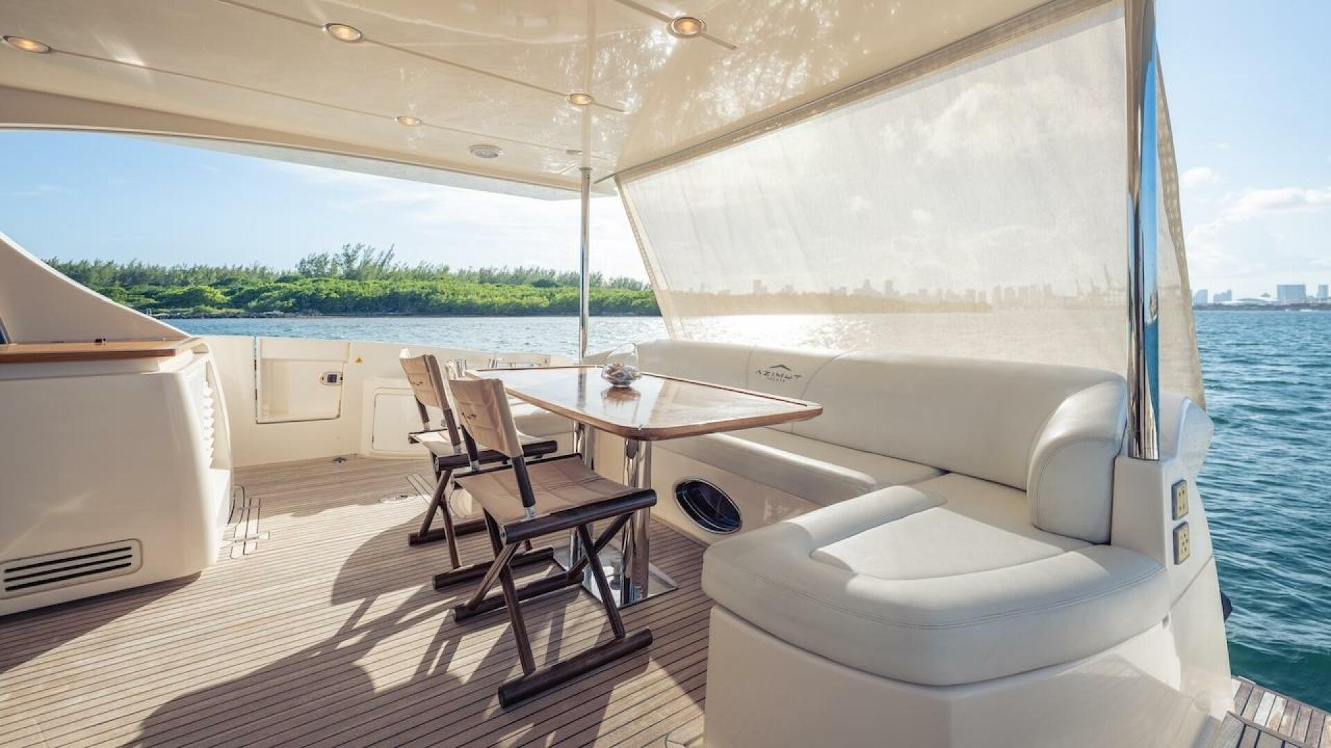 2012 Azimut Evolution - Image 28