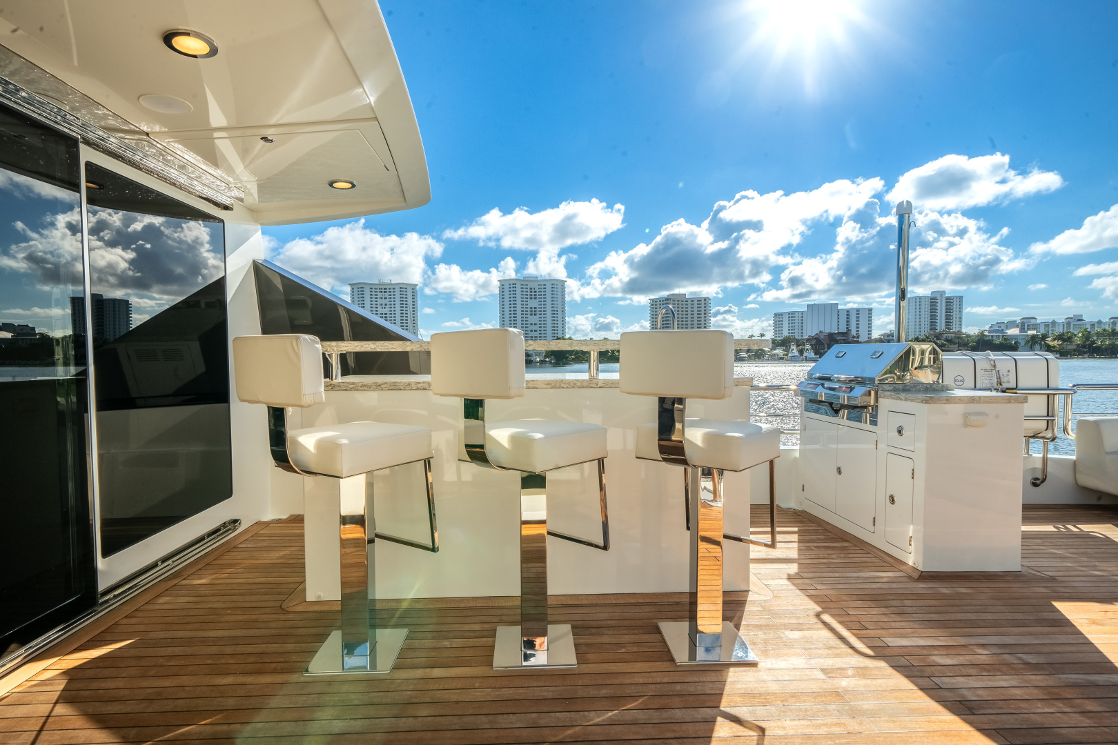 2022 Ocean Alexander 32L - Image 73