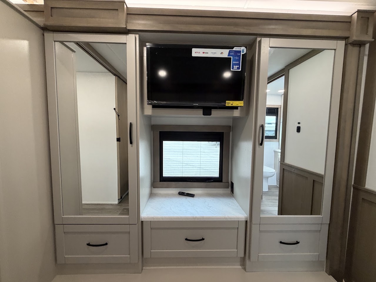 2027 JAYCO PRECEPT 36C - Image 49