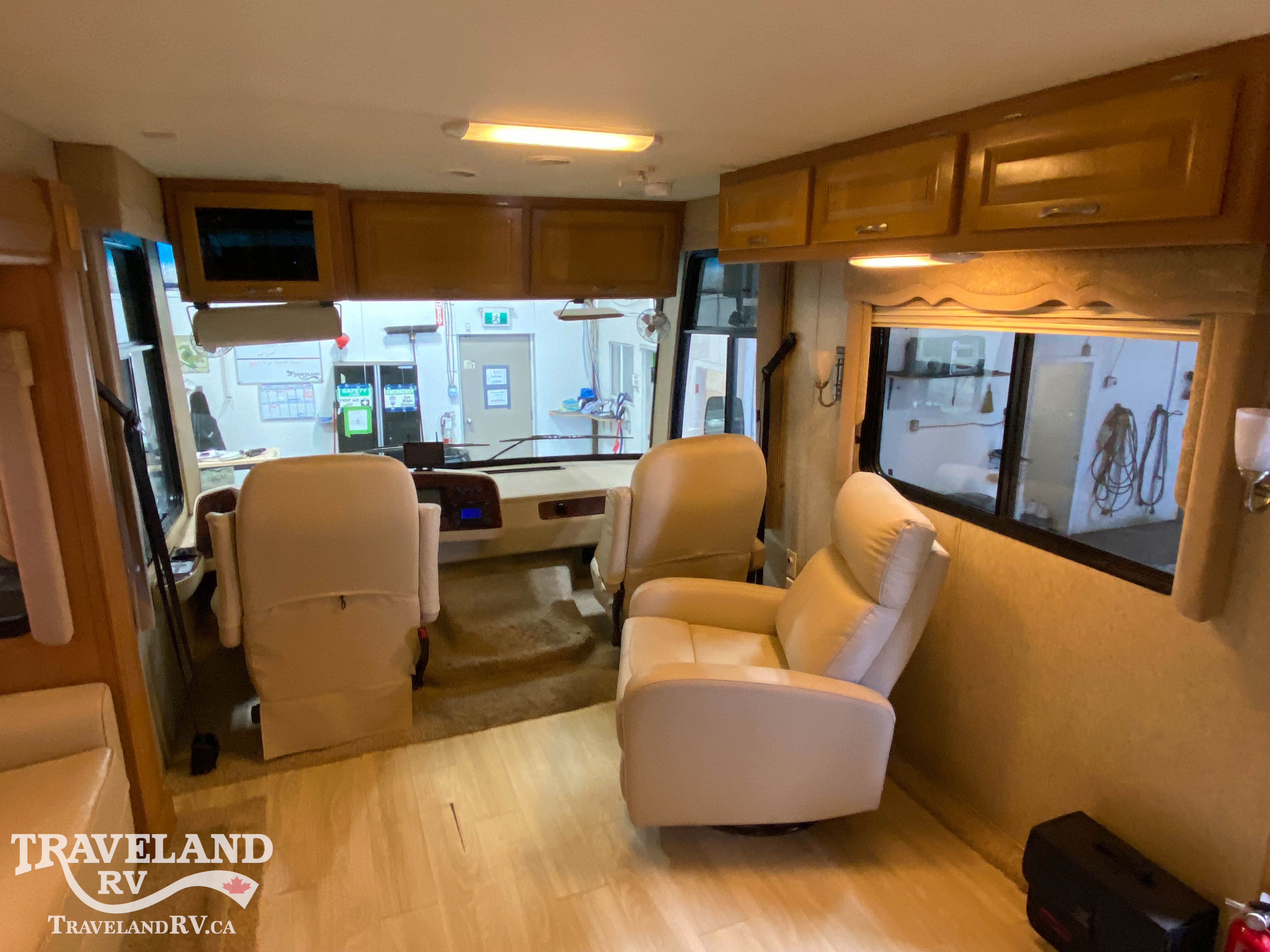2011 NEWMAR BAYSTAR 3302 - Image 7