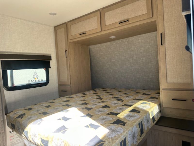 2026 Ember RV E-Series 22MLQ - Image 3