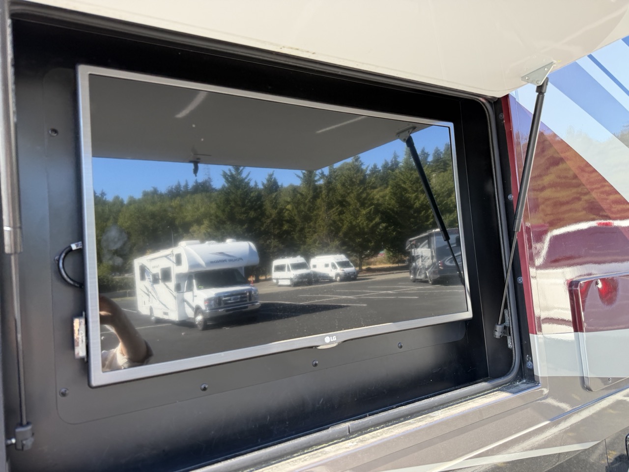 2016 Tiffin Allegro 35 QBA - Image 3