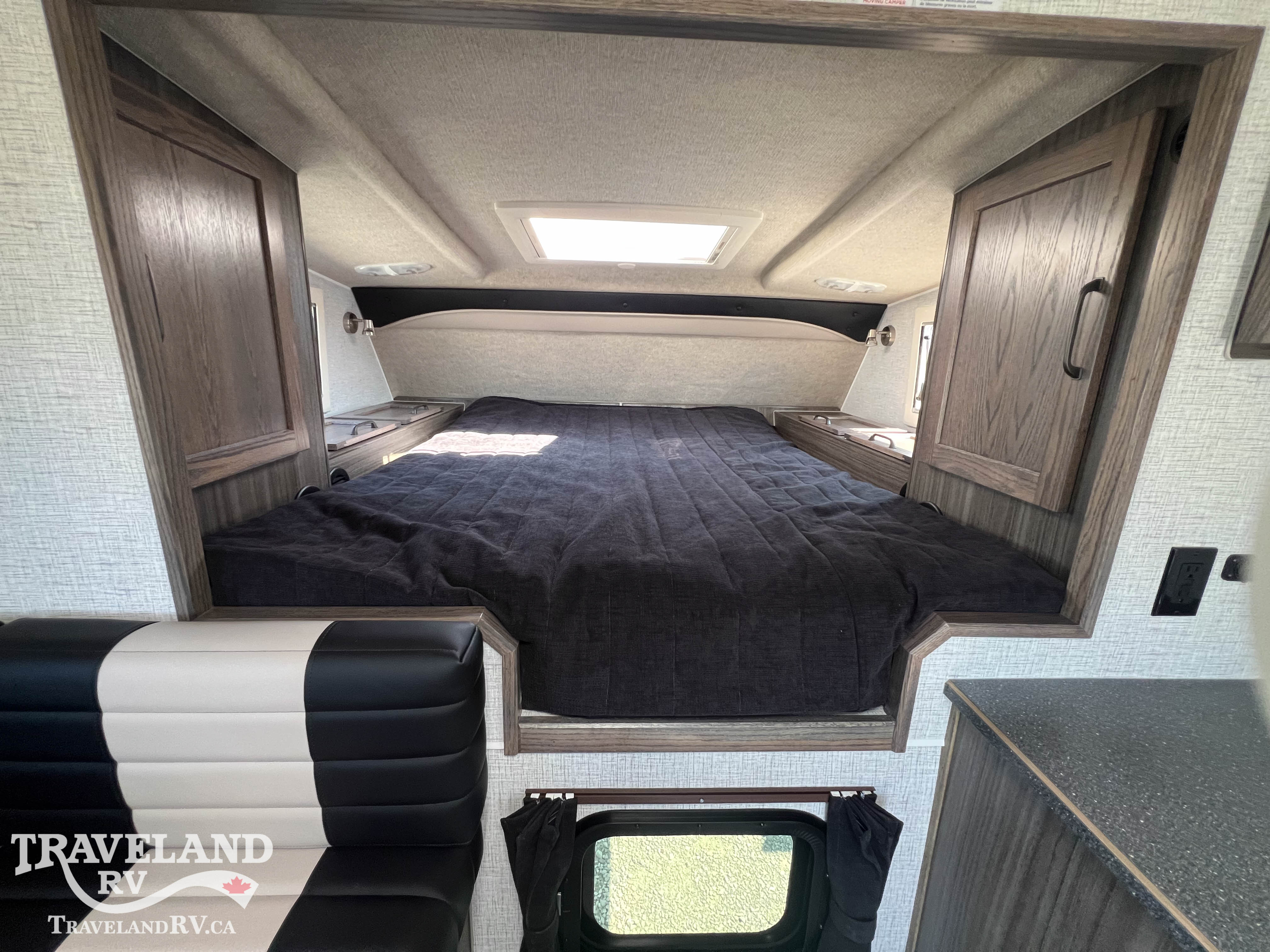 2027 NORTHERN LITE SPORTSMAN PLUS 8-11 WET BATH - Image 8