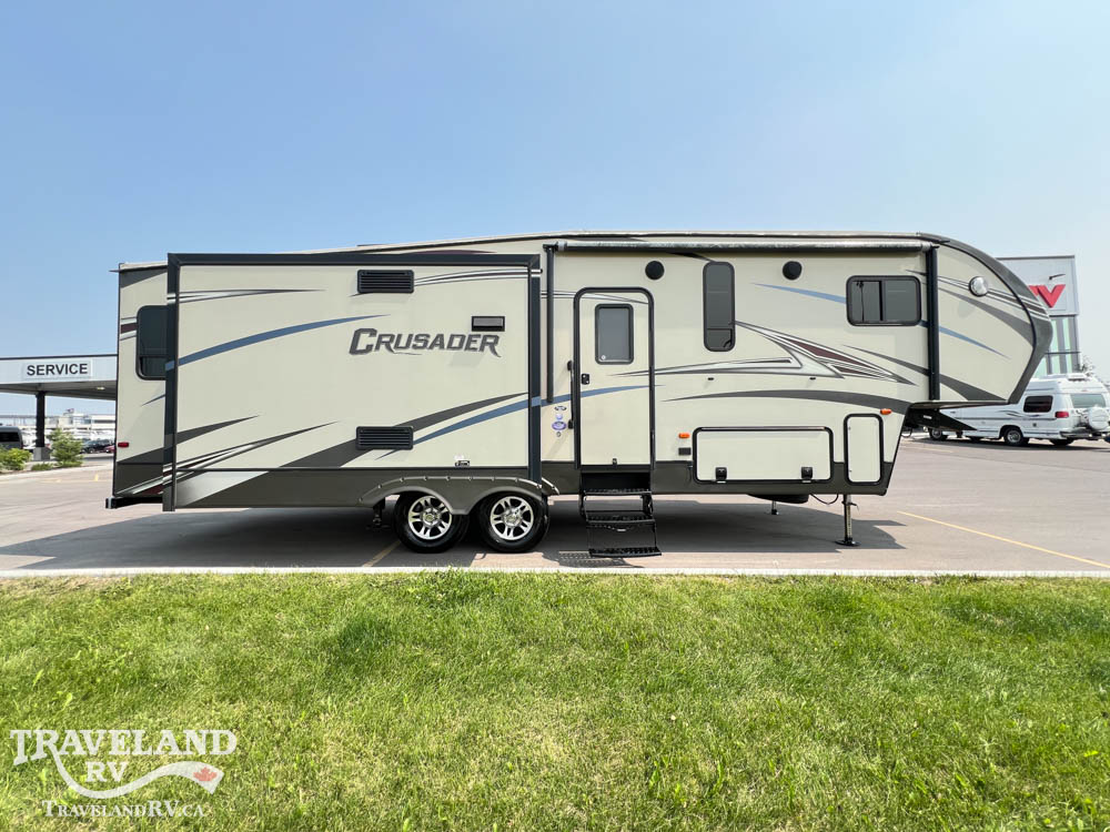 2015 Prime Time Crusader 295RST - Image 11