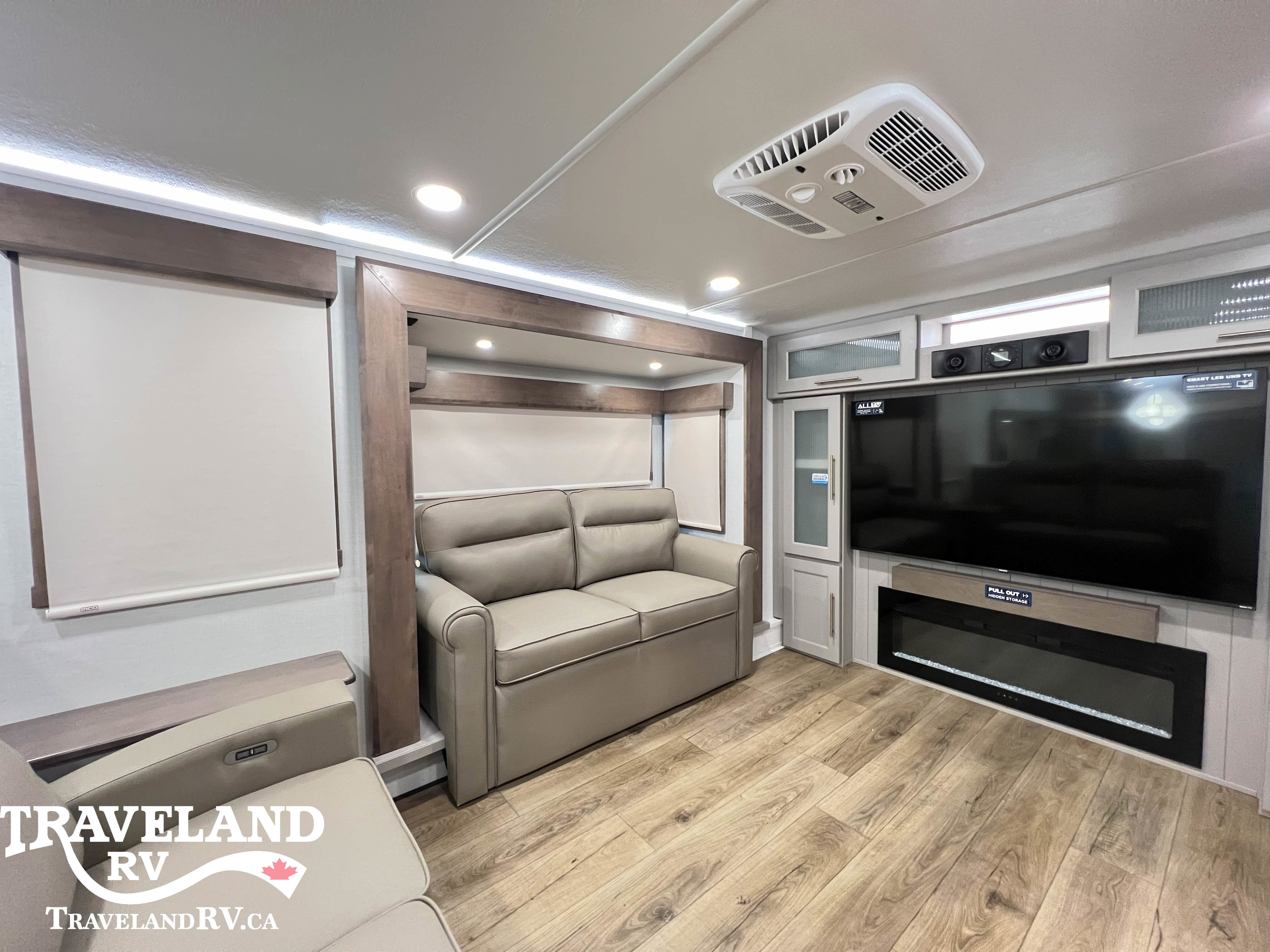 2026 Alliance RV Paradigm 385FL - Image 9