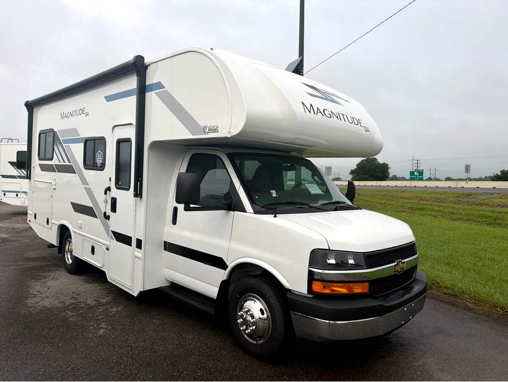 2027 THOR MOTOR COACH MAGNITUDE GA21 - Image 1
