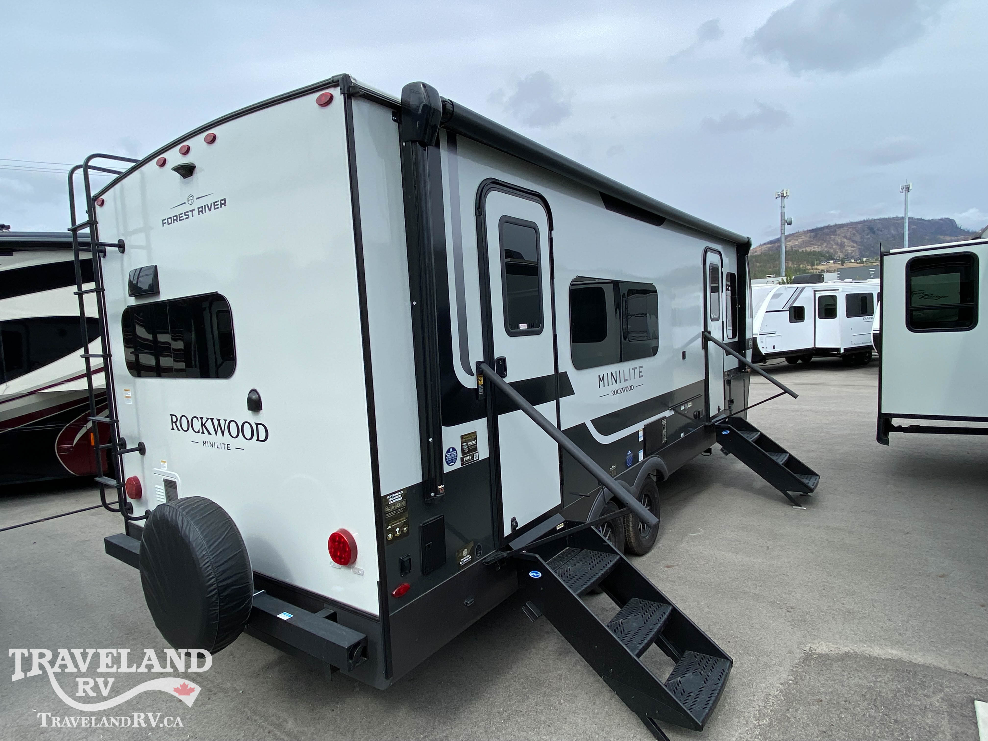 2027 Forest River Rockwood Mini Lite 2515S - Image 6